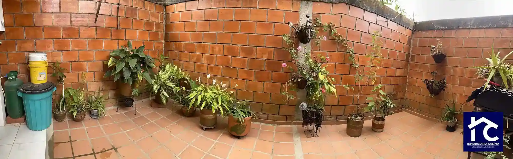 Casa de 3 pisos Barrio Luisa Fernanda